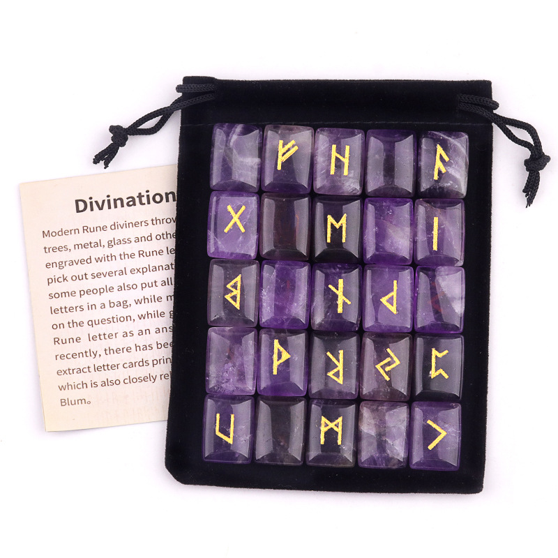 Healing Crystal Set - 25 個のルーン石セット彫刻エルダーファーストアルカーファンターアルファベット天然石レイキヒーリングクリスタル瞑想占いベルベットバッグ付き