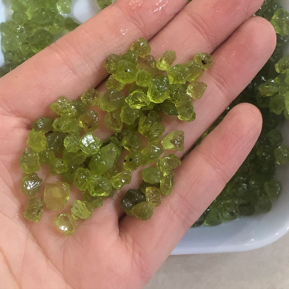 20 グラム/パック天然ペリドットオリビン水晶原石チップ砂利 - Healing Crystal Set のレビューと価格